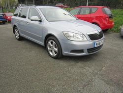 Blue Used 2011 Skoda Octavia SE Estate | £3,295 (Fair price)