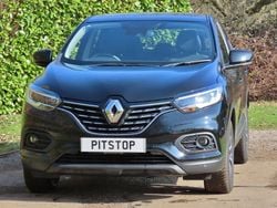Black metallic Used 2021 Renault Kadjar Iconic SUV | £12,700 (Fair price)