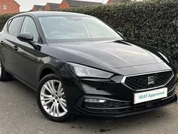 Midnight black Used 2025 Seat Leon SE Dynamic Hatchback | £20,690 (A bit pricey)