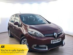 Red Used 2013 Renault Scénic III Dynamique MPV | £3,095 (Fair price)