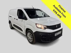White Used 2022 Peugeot Partner Premium MPV | £8,000 (Fair price)