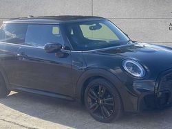 Black Used 2021 Mini Cooper Hatch Hatchback | £20,899 (A bit pricey)