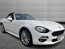 White Used 2017 Fiat 124 Spider Lusso Cabriolet | £12,495 (Good price)
