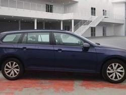 Midnight blue Used 2019 VW Passat S Estate | £12,975 (Super price)