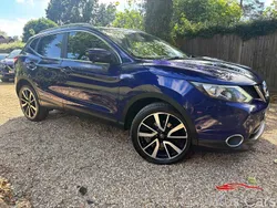 Blue Used 2015 Nissan Qashqai Tekna SUV | £10,995 (Good price)