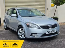 Silver Used 2009 Kia Ceed 2 Hatchback | £2,500 (Fair price)