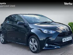 Used 2025 Toyota Yaris Hybrid Hatchback | £17,440 (Good price)