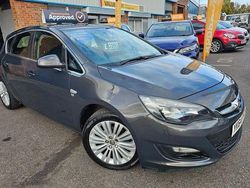 Grey Used 2014 Vauxhall Astra Excite Hatchback | £3,995 (Fair price)