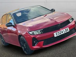 Red Used 2024 Vauxhall Astra Hatchback | £19,995 (Fair price)