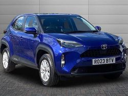 Galactic blue Used 2023 Toyota Yaris Cross SUV | £19,650 (Fair price)