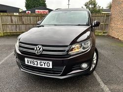 Purple Used 2014 VW Tiguan Match SUV | £8,995 (A bit pricey)