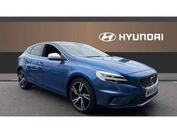 Blue Used 2019 Volvo V40 R-Design Estate | £13,654 (Fair price)