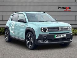 Hautsdefrance green Used 2025 Renault R4 Komfort Estate | £26,950