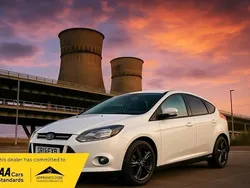 White Used 2011 Ford Focus Zetec Hatchback | £2,490 (Fair price)