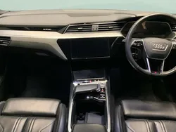 Used 2023 Audi e-tron Sportback S-Line SUV | £22,934 (Super price)