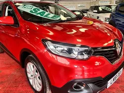 Red Used 2018 Renault Kadjar Dynamique SUV | £7,995 (Fair price)