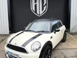 White Used 2014 Mini Cooper D Hatch Hatchback | £2,995 (Good price)