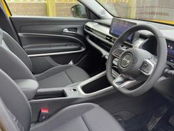 Yellow Used 2024 Jeep Avenger Altitude SUV | £21,699 (Fair price)