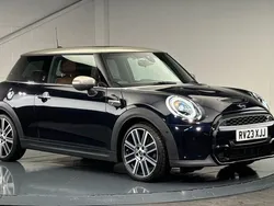 Black Used 2023 Mini Cooper S Exclusive Hatchback | £23,000 (Fair price)