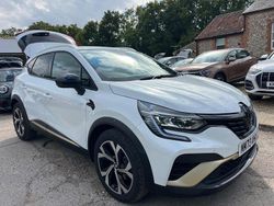 White Used 2023 Renault Captur Engineered SUV | £18,295 (Fair price)