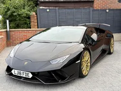 Black Used 2018 Lamborghini Huracán Coupe | £176,990 (Expensive)