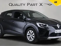 Black Used 2022 Renault Captur Iconic SUV | £12,475 (Fair price)