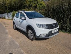 White Used 2017 Dacia Sandero Lauréate Hatchback | £5,895 (Fair price)