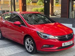 Red Used 2017 Vauxhall Astra SRi Hatchback | £5,990 (Good price)