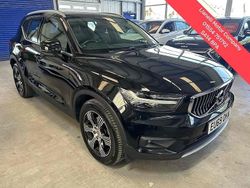 Onyx black Used 2019 Volvo XC40 Inscription SUV | £17,995 (Fair price)