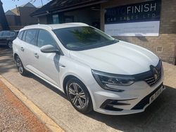 White Used 2021 Renault Mégane GrandTour Iconic Estate | £7,495 (Fair price)