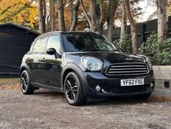 Black Used 2013 Mini Cooper Countryman SUV | £4,490 (Good price)