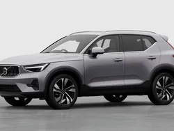 Aurora silver New 2025 Volvo XC40 Ultra SUV | £43,260