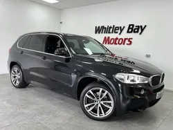 Black sapphire metallic paint Used 2016 BMW X5 M Sport SUV | £17,490 (Fair price)