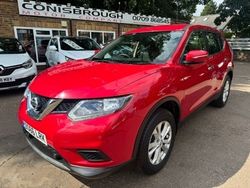 Red Used 2016 Nissan X-Trail Visia SUV | £9,495 (Good price)
