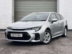 Precious silver Used 2024 Suzuki Swace Estate | £20,999 (A bit pricey)