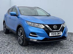Blue Used 2019 Nissan Qashqai N-Connecta SUV | £10,595 (Fair price)