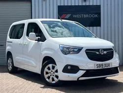 White Used 2019 Vauxhall Combo S MPV | £8,190