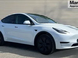 White Used 2025 Tesla Model Y Long Range SUV | £43,674