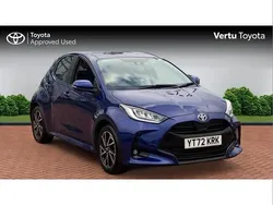 Blue Used 2022 Toyota Yaris Hybrid Design Hatchback | £17,915 (Fair price)