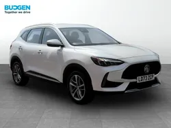 White Used 2024 MG HS SE SUV | £16,621 (Fair price)
