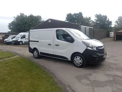 White Used 2018 Vauxhall Vivaro Van | £8,495 (Good price)