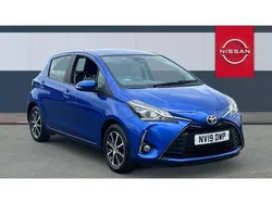 Blue Used 2019 Toyota Yaris Hatchback | £10,664 (Fair price)