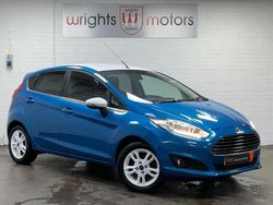 Blue Used 2016 Ford Fiesta Zetec Hatchback | £4,495 (Good price)