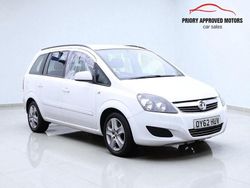 White Used 2013 Vauxhall Zafira MPV | £2,199 (Good price)