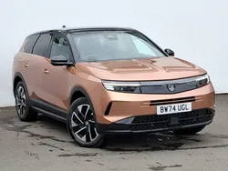 Brown New 2025 Vauxhall Grandland X Ultimate SUV | £31,498 (Fair price)