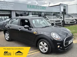 Black Used 2017 Mini Cooper Hatch Hatchback | £9,500 (Fair price)