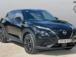 Black Used 2024 Nissan Juke N-Connecta SUV | £19,020 (Fair price)