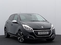 Black Used 2019 Peugeot 208 Hatchback | £8,498 (Fair price)