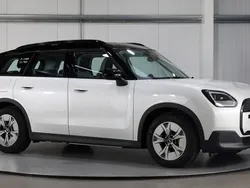 White Used 2024 Mini Countryman Classic SUV | £33,500 (Expensive)