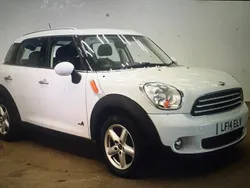 White Used 2014 Mini Cooper D Countryman SUV | £6,295 (Fair price)